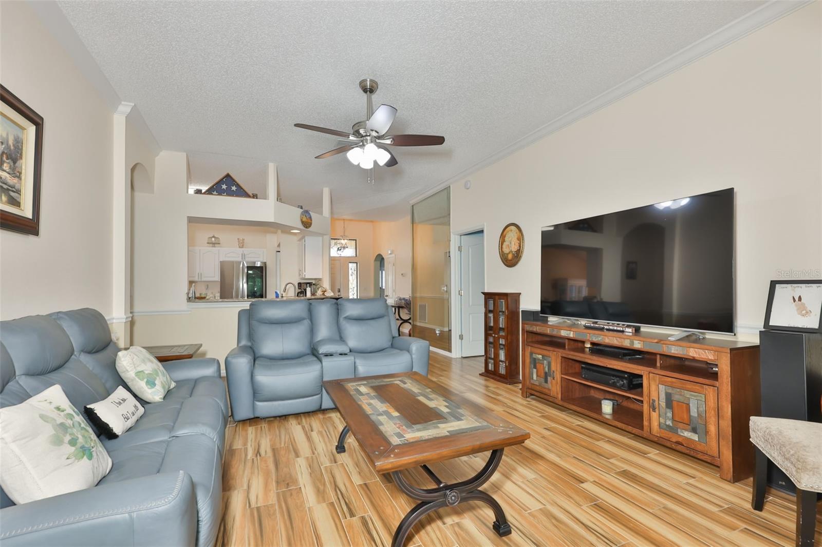 WORTHINGTON CONDO - Residential