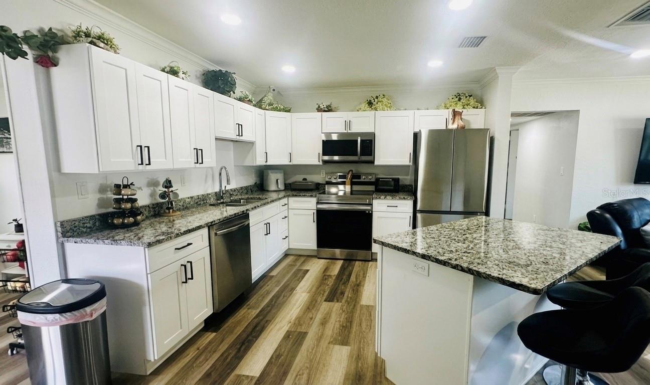 BEAR LAKE MANOR - Residential