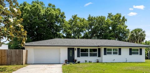Photo of 3521 Shirley Drive, Apopka, FL 32703 (MLS # O6402098)