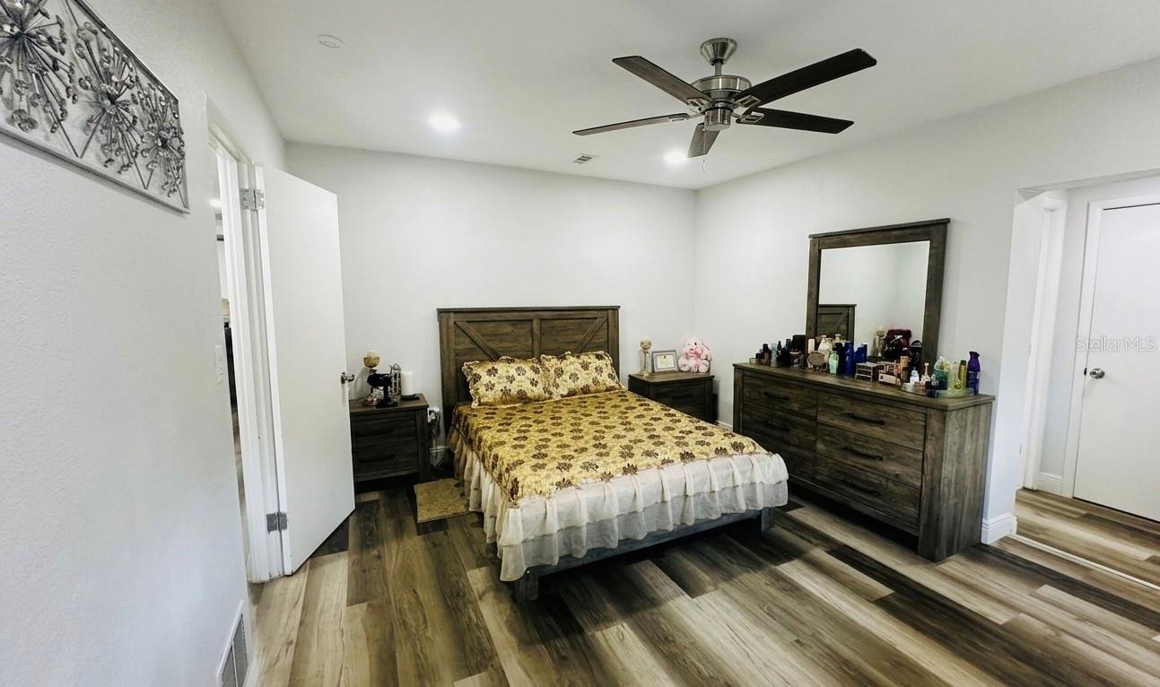 BEAR LAKE MANOR - Residential