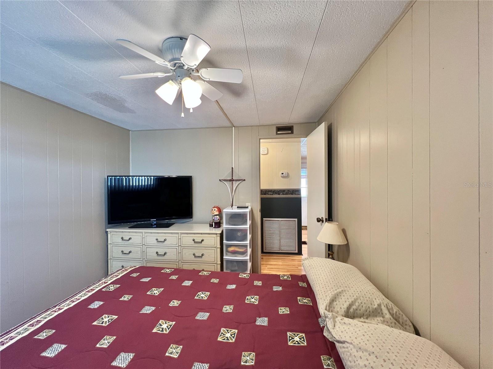 HAWTHORNE AT LEESBURG A COOP - Residential
