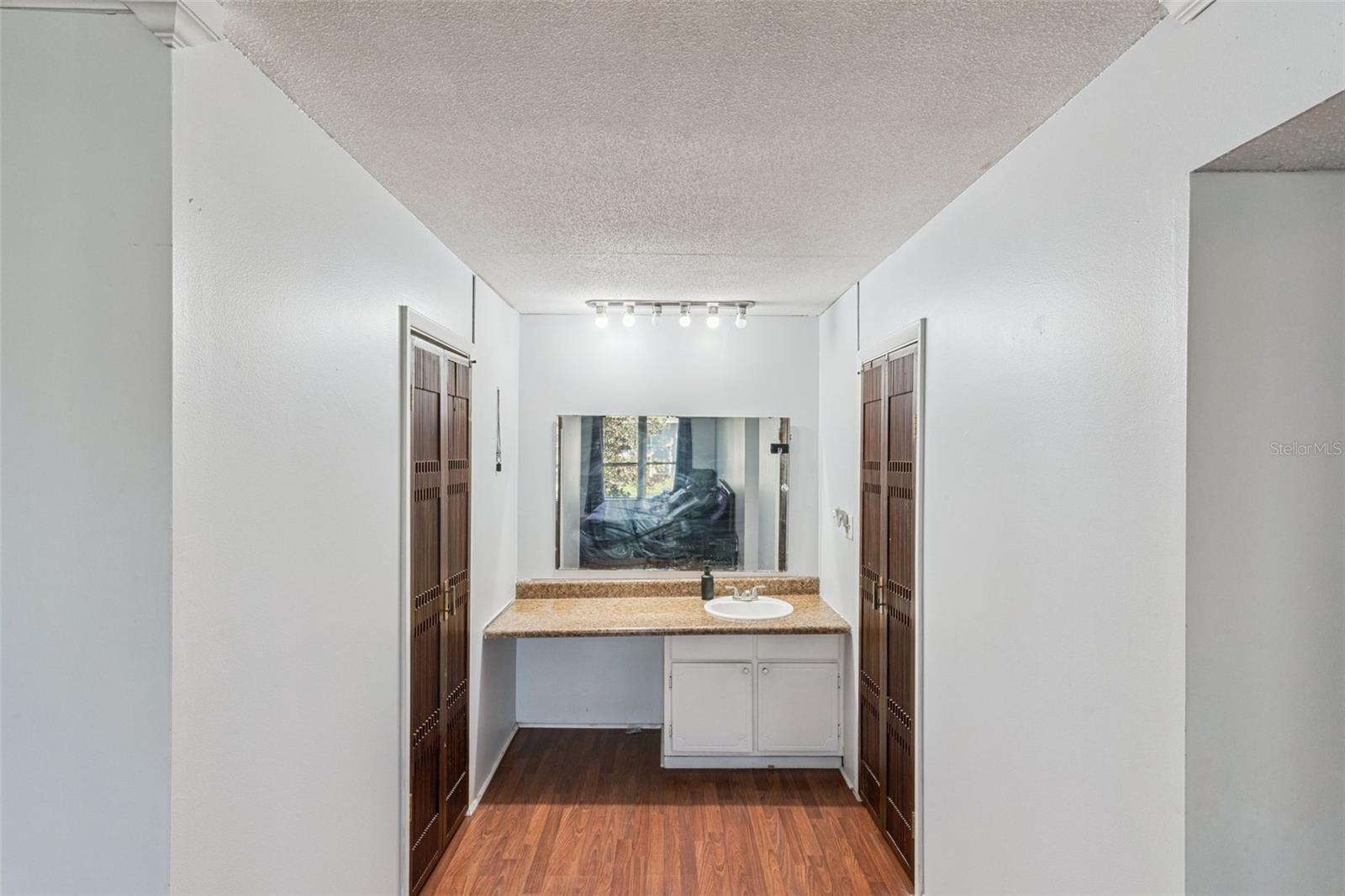 MAI KAI APTS - Residential