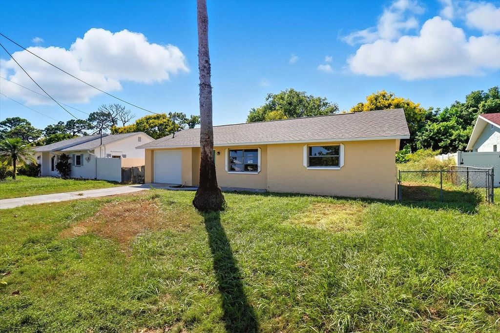 Photo of 15829 Villa Drive, Hudson, FL 34667 (MLS # P4936497)