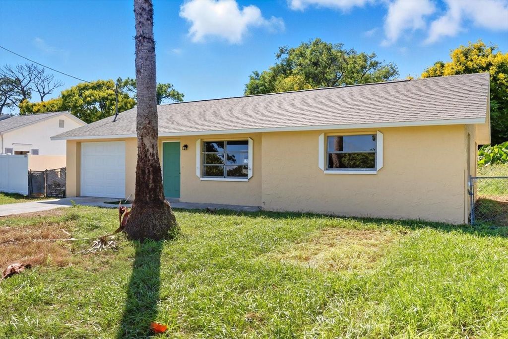 Photo of 15829 Villa Drive, Hudson, FL 34667 (MLS # P4936497)