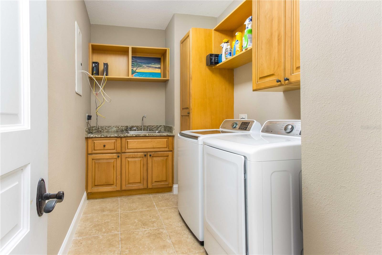 RESIDENCES AT WINDWARD PASSAGE CONDO - Residential