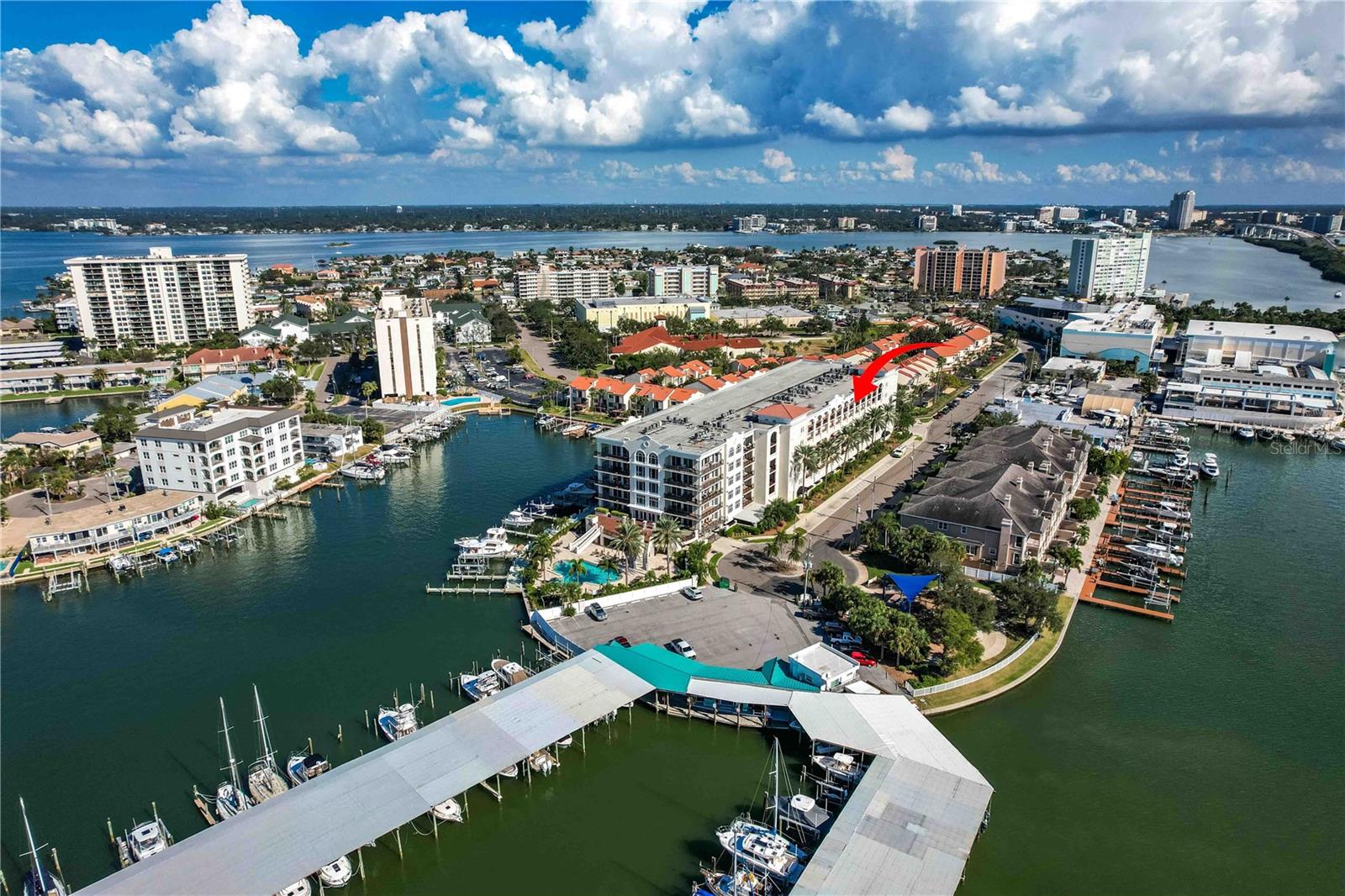 RESIDENCES AT WINDWARD PASSAGE CONDO - Residential