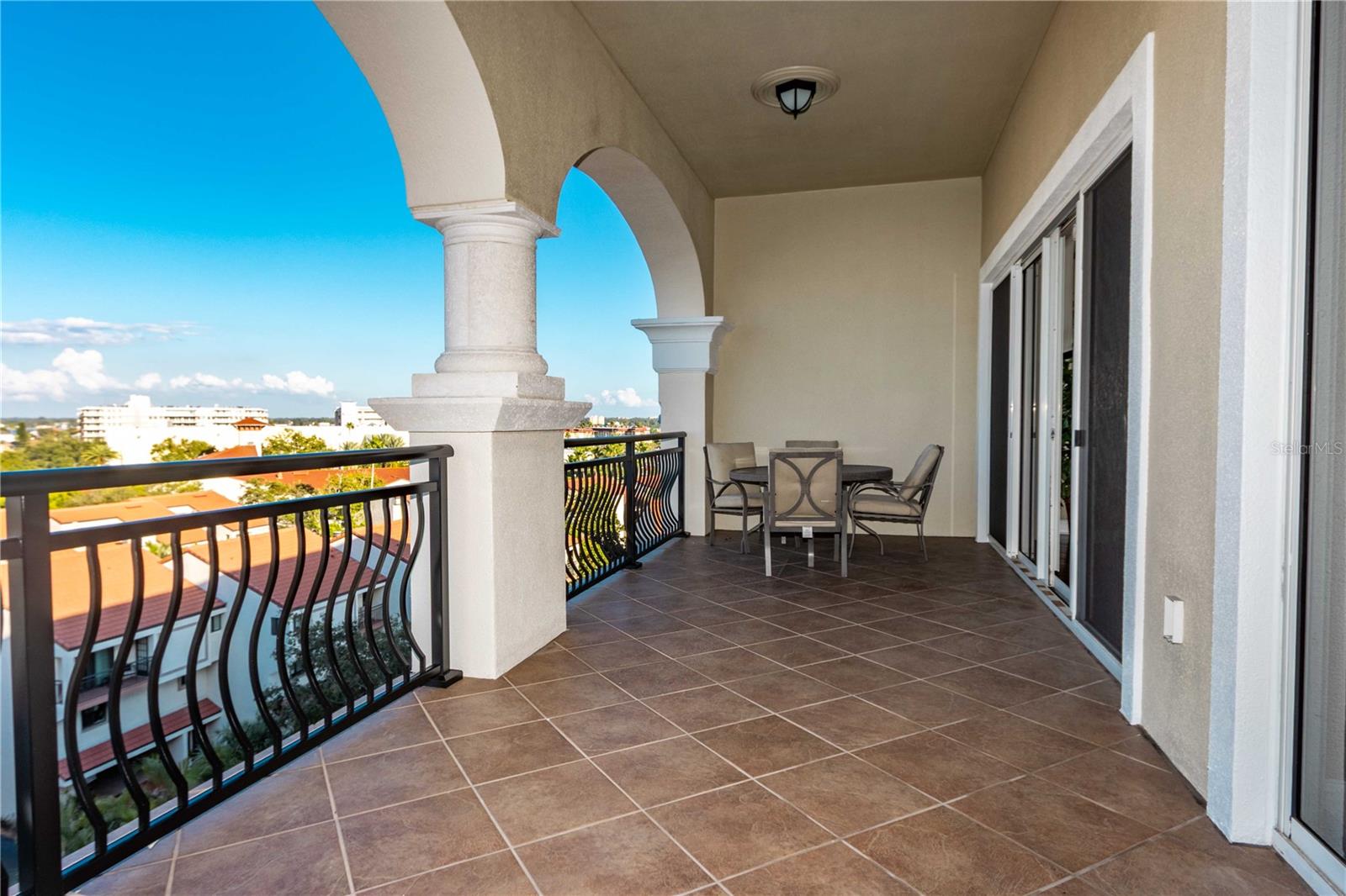 RESIDENCES AT WINDWARD PASSAGE CONDO - Residential