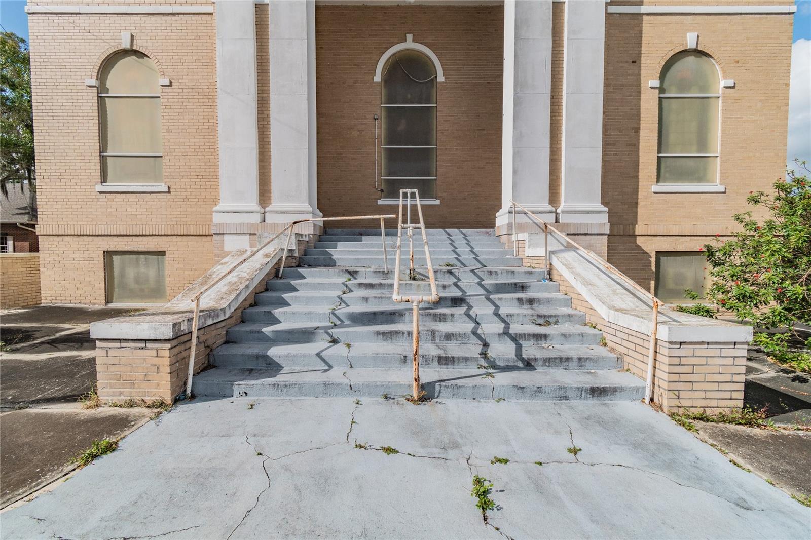 RIGGINS & STEPHENSONS ADD - Commercial Sale