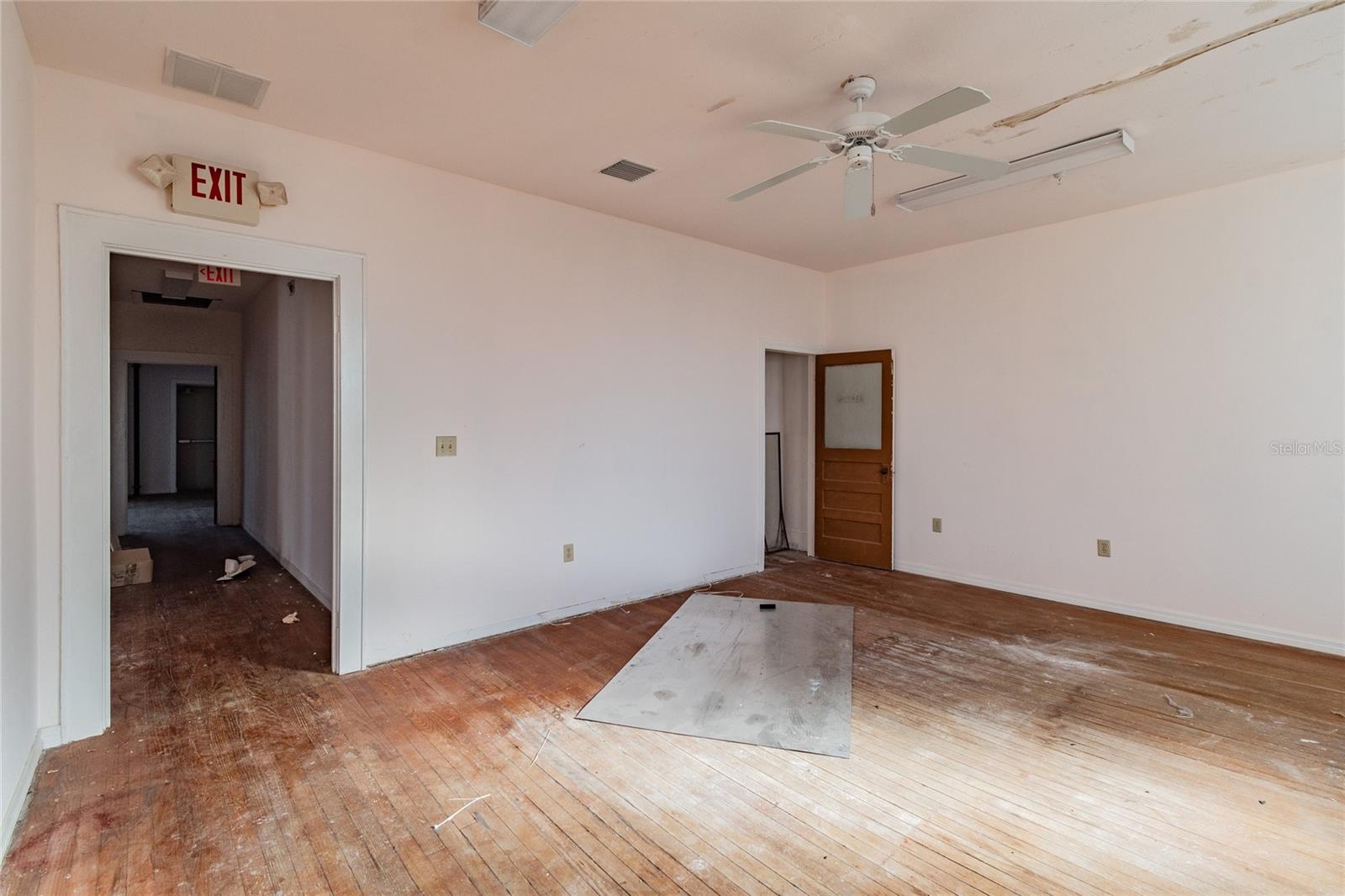 RIGGINS & STEPHENSONS ADD - Commercial Sale