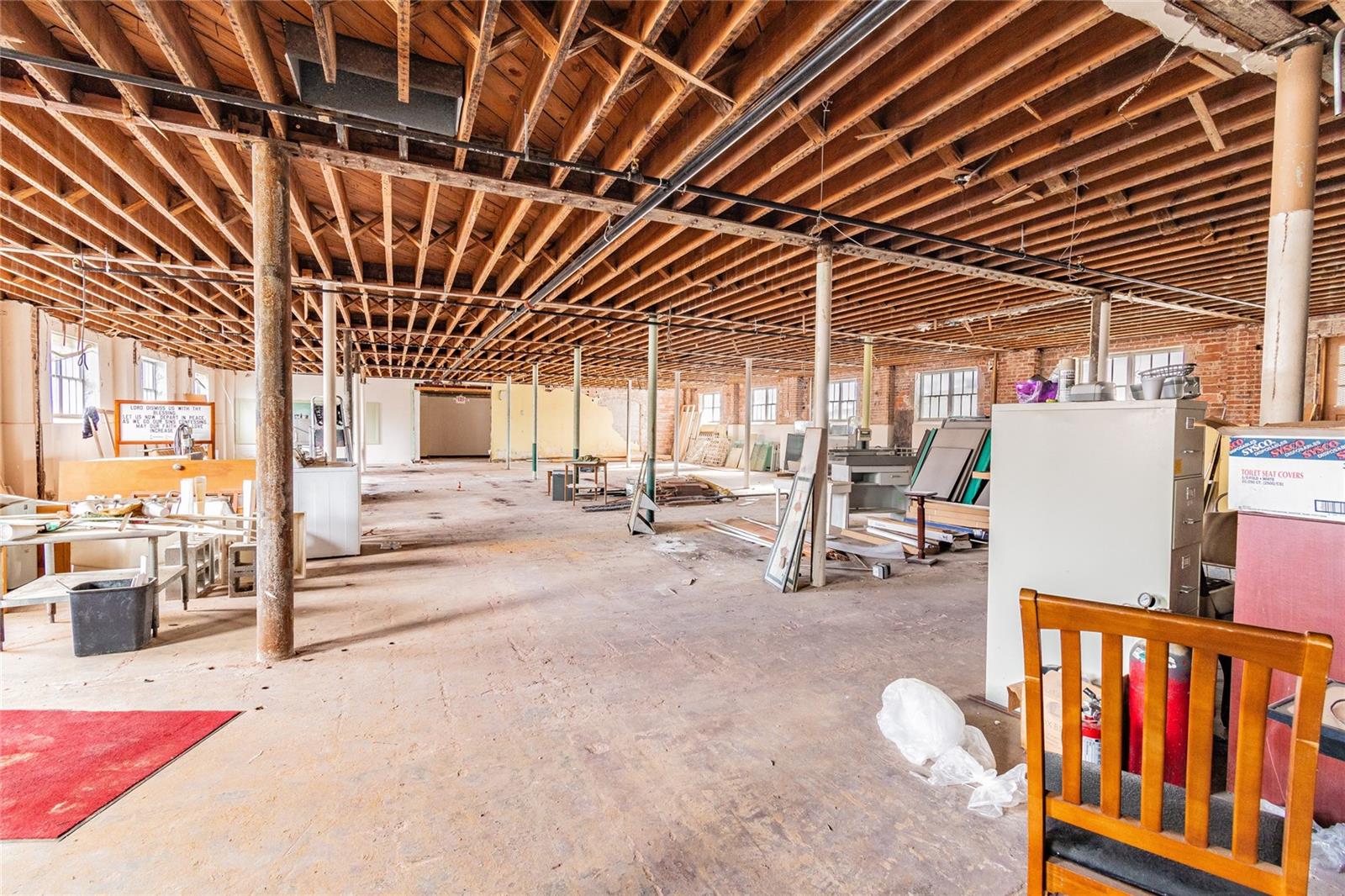 RIGGINS & STEPHENSONS ADD - Commercial Sale