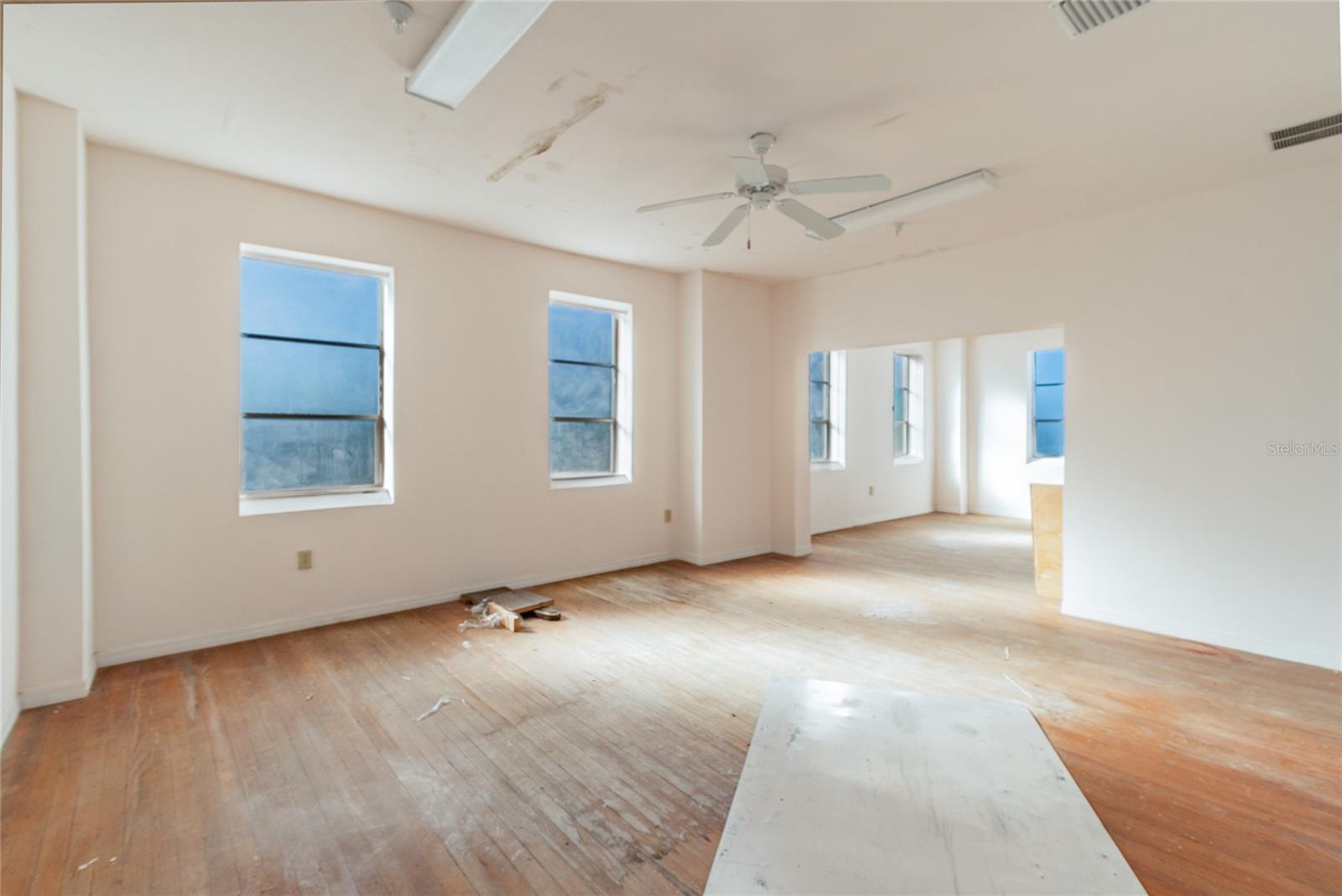 RIGGINS & STEPHENSONS ADD - Commercial Sale