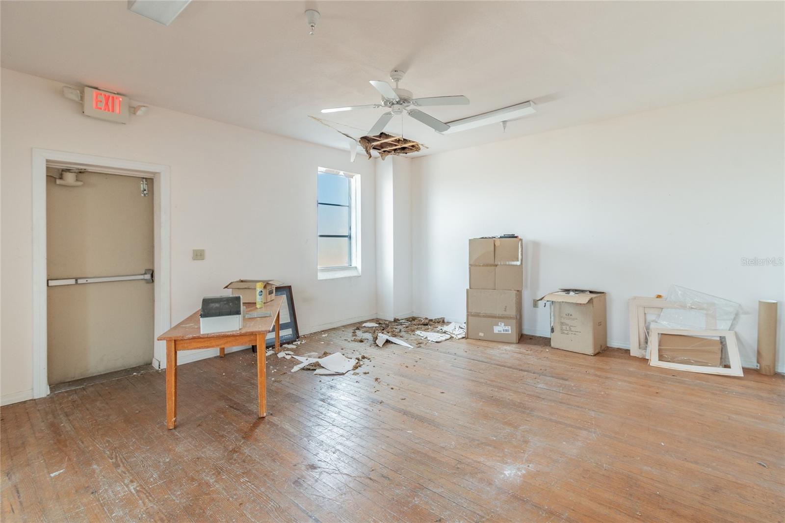 RIGGINS & STEPHENSONS ADD - Commercial Sale