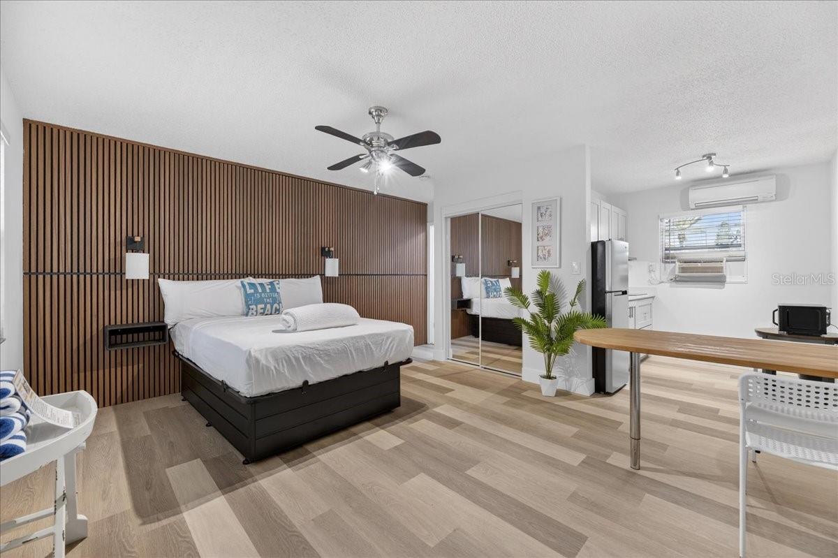 ST PETERSBURG BEACH REP - Commercial Sale