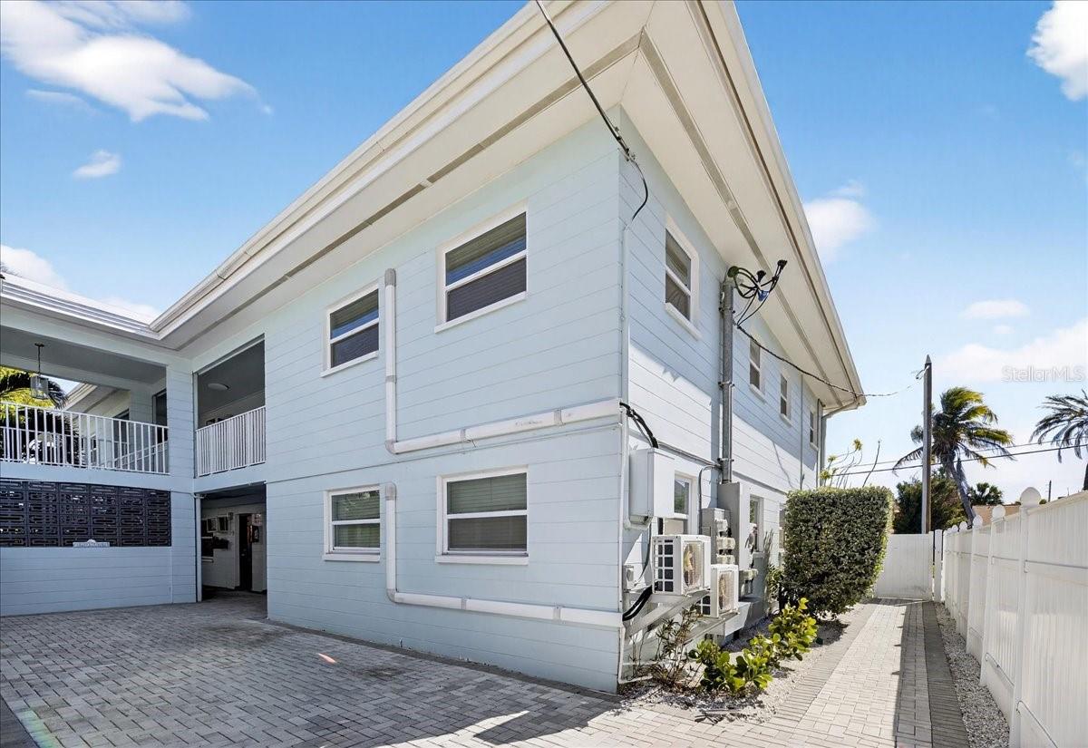 ST PETERSBURG BEACH REP - Commercial Sale