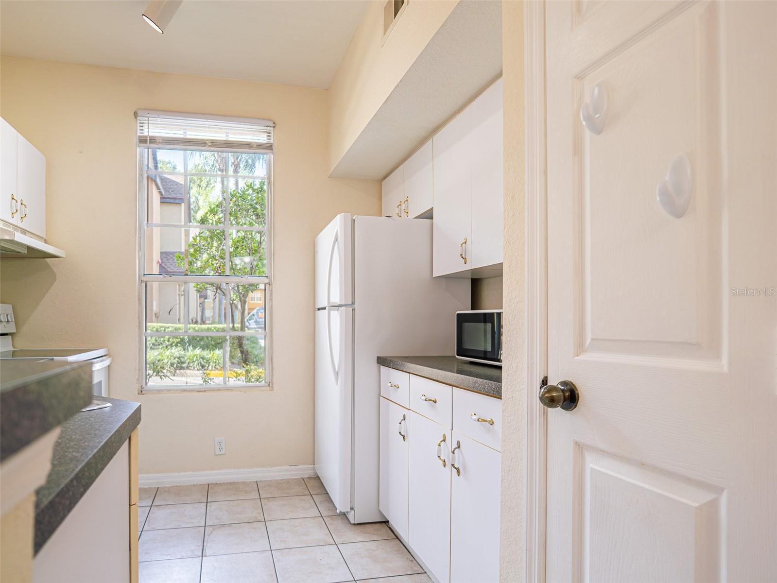 AZUR/METROWEST - Residential