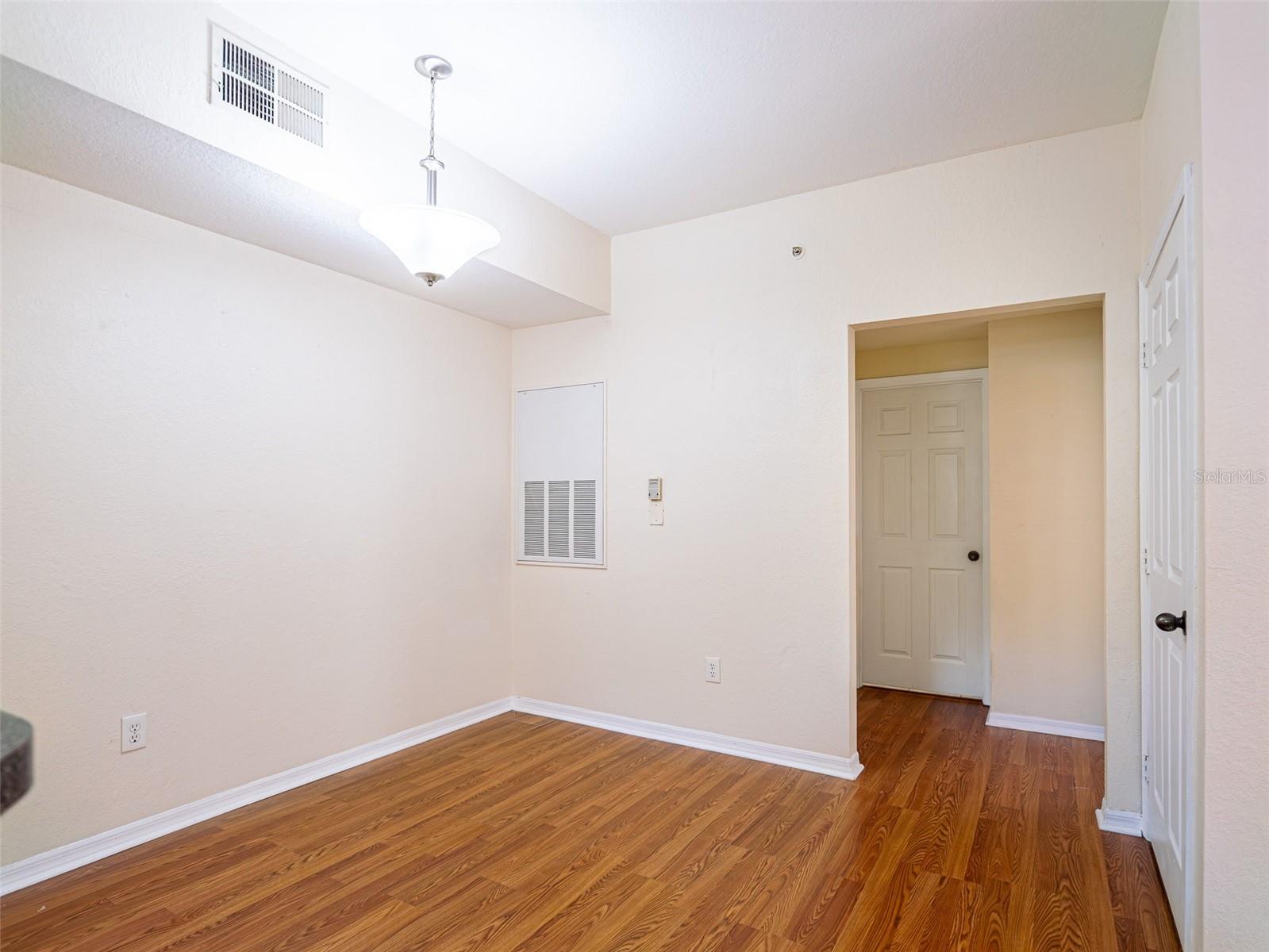 AZUR/METROWEST - Residential