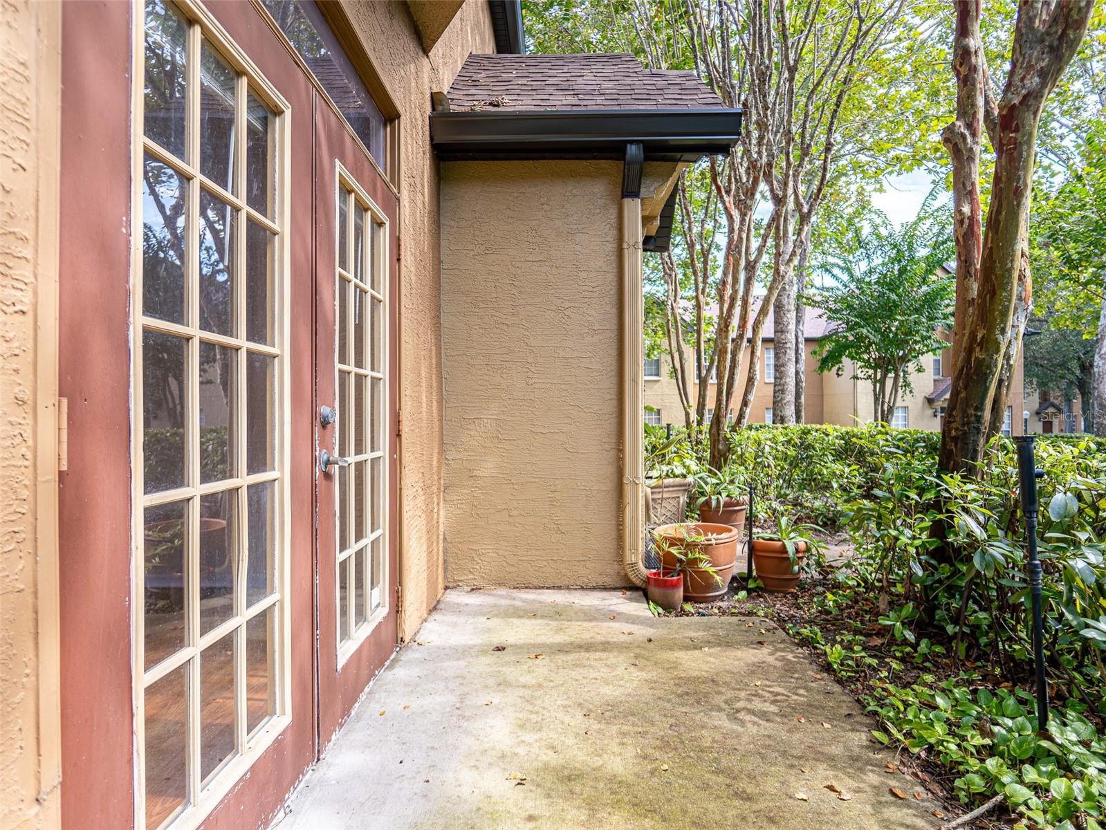 AZUR/METROWEST - Residential