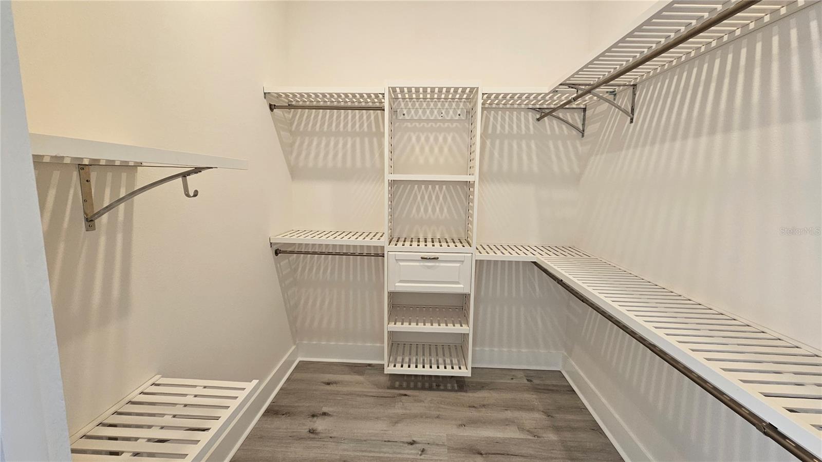 EAGLE PRESERVE ESTATES - Residential