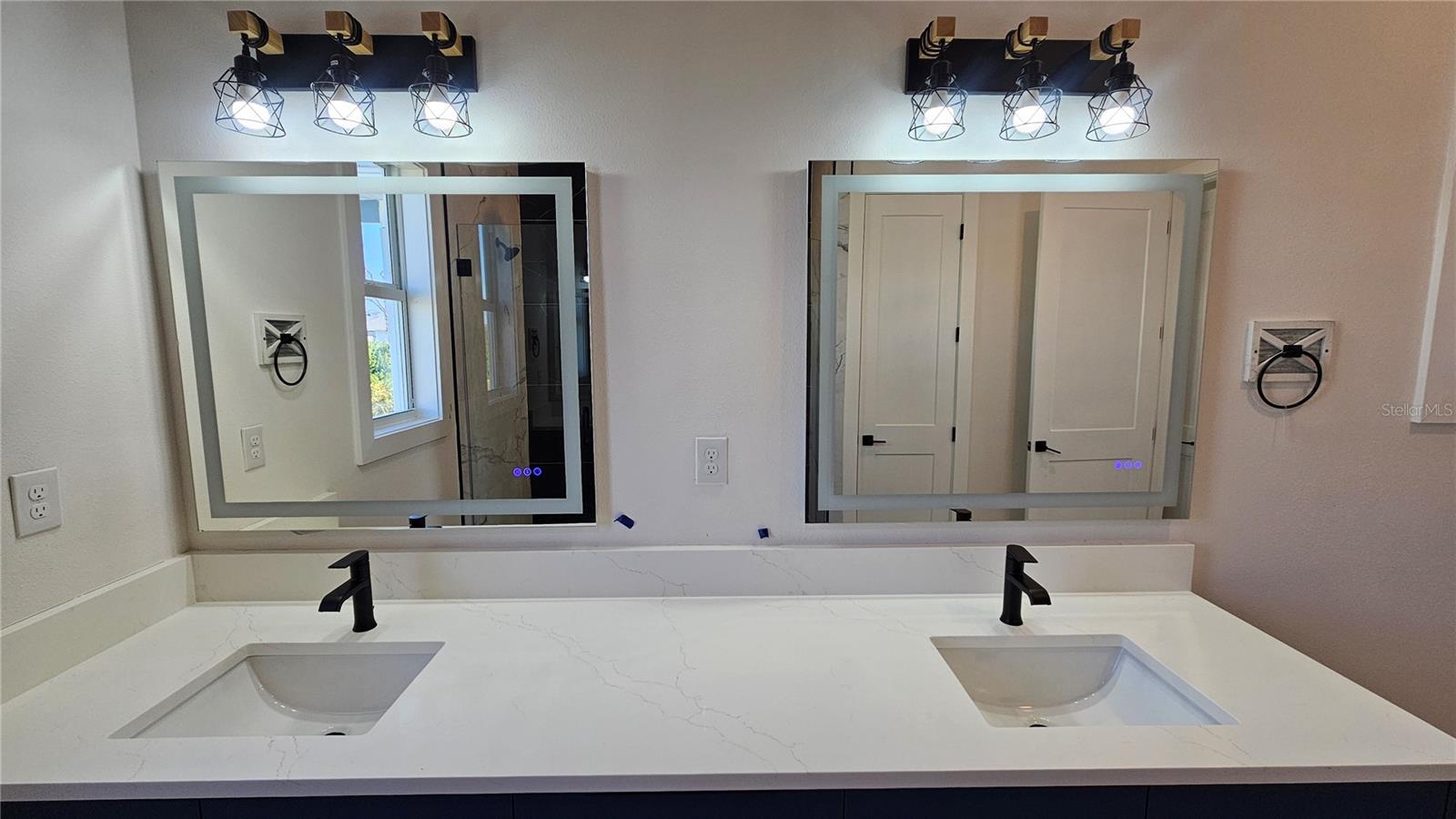 EAGLE PRESERVE ESTATES - Residential