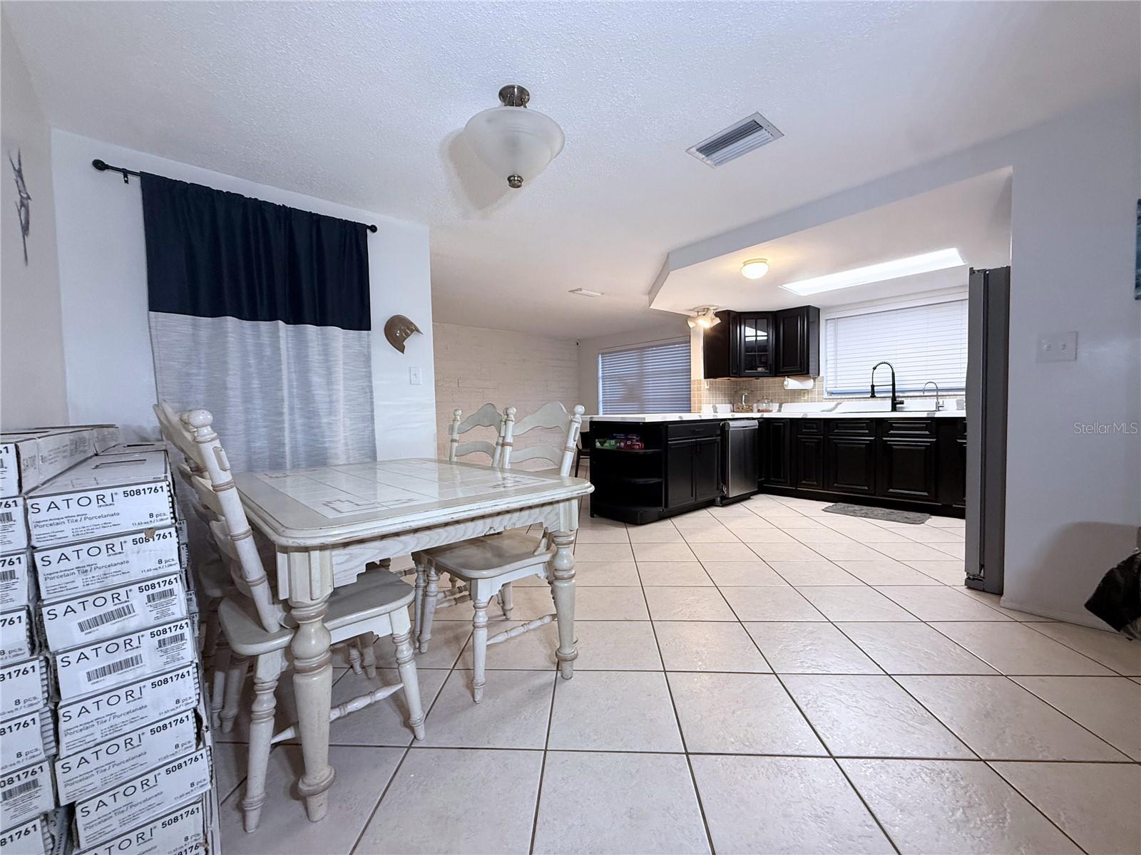 REGENCY PARK - Residential