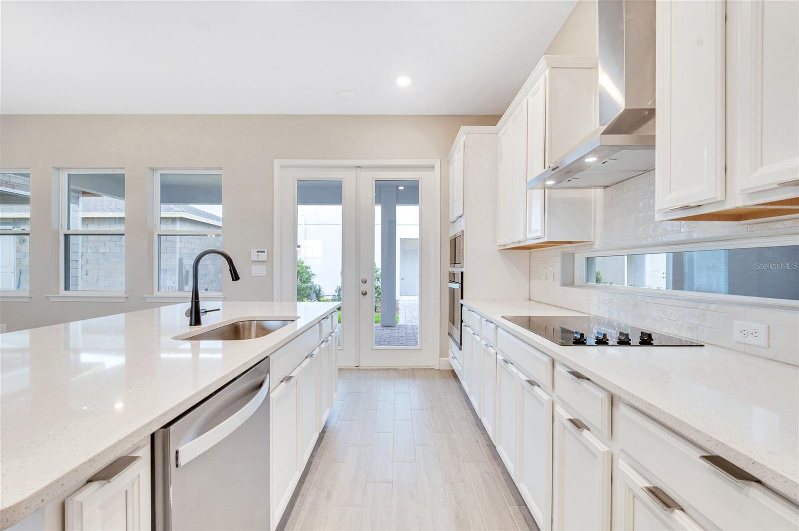 LAUREATE PARK - Residential