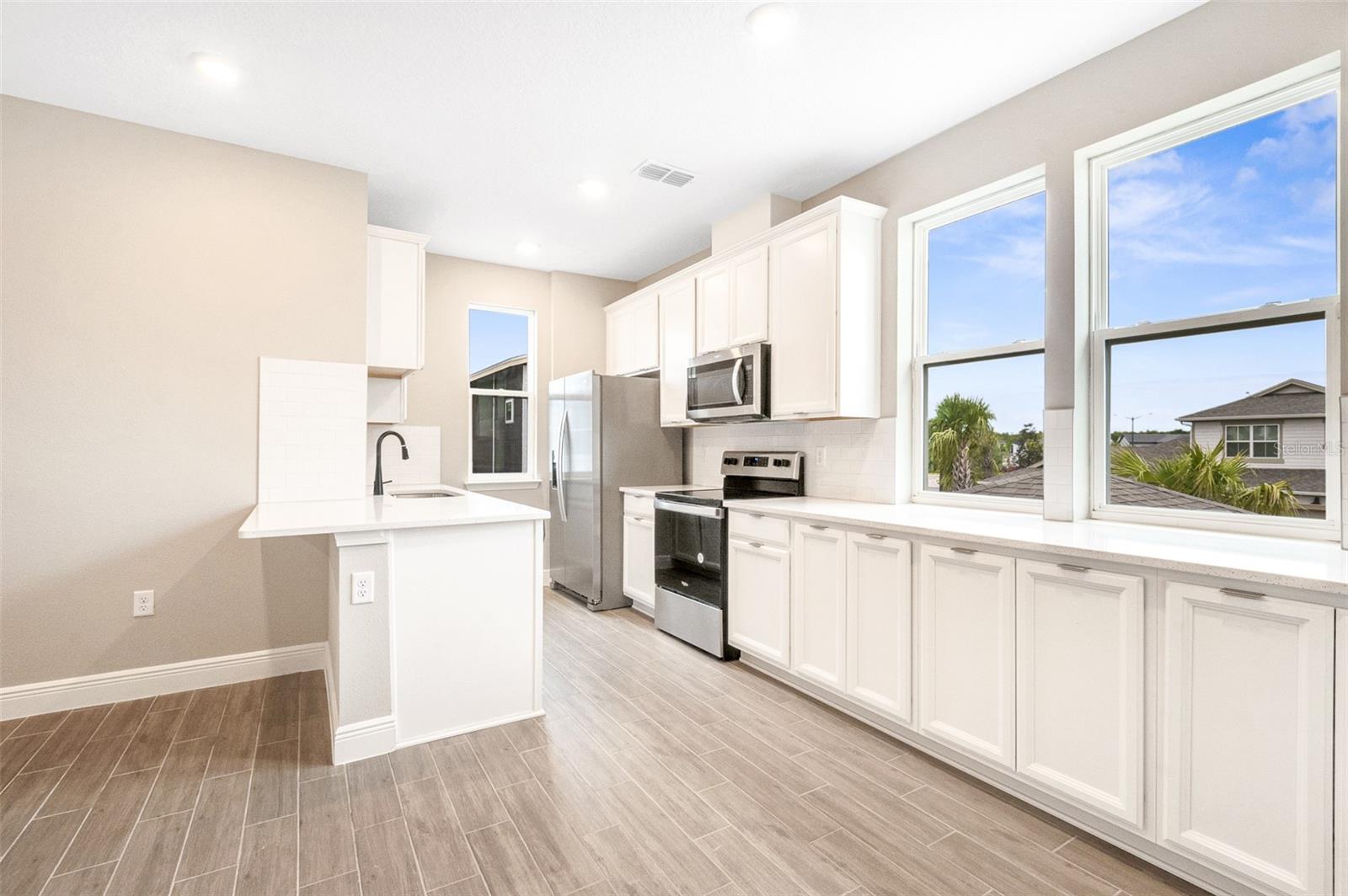 LAUREATE PARK - Residential