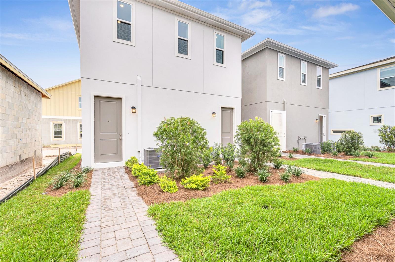 LAUREATE PARK - Residential