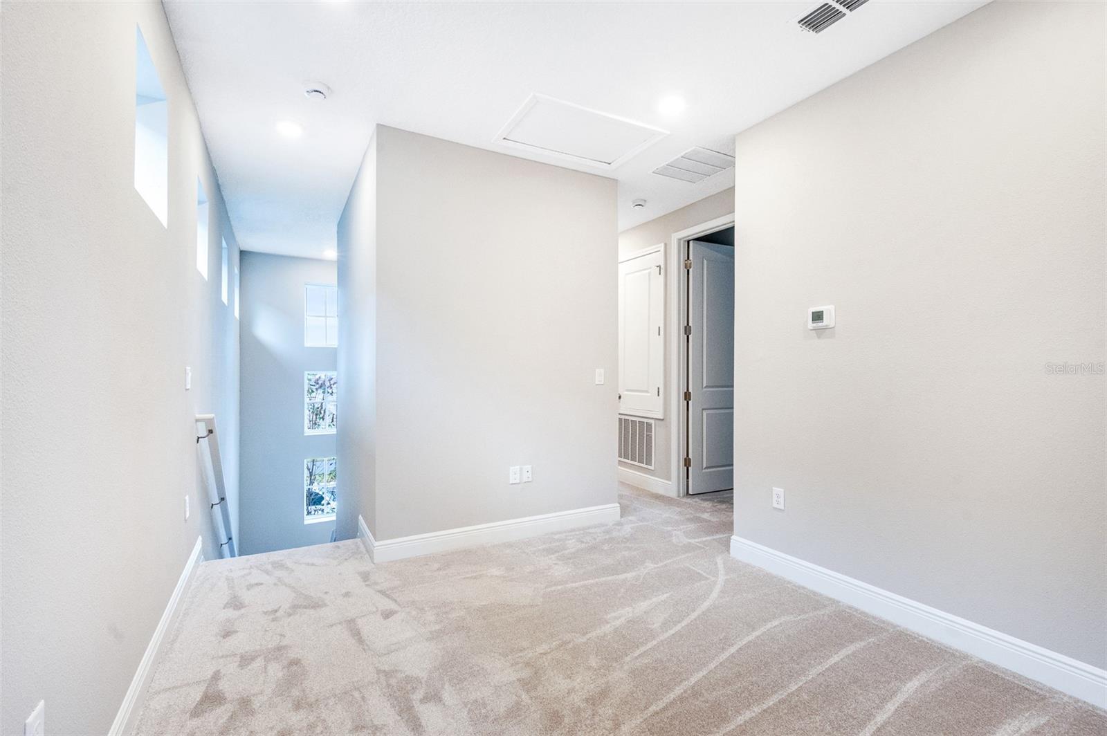 LAUREATE PARK - Residential