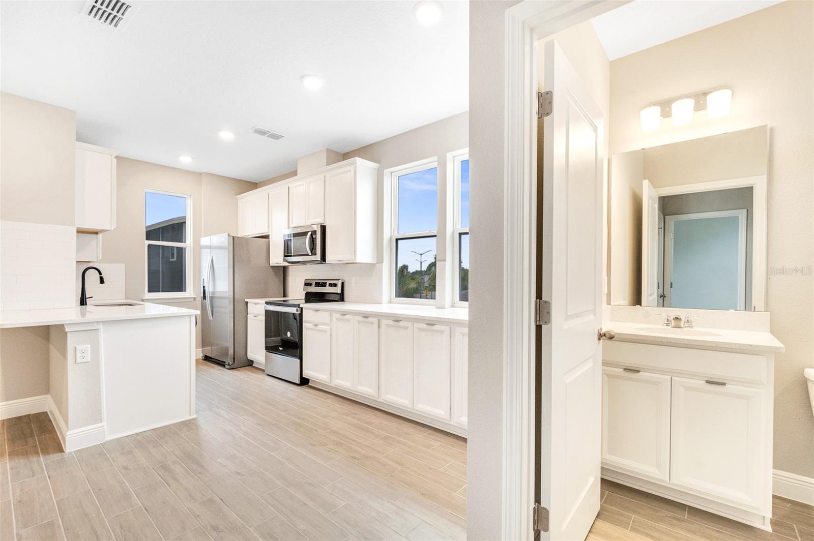 LAUREATE PARK - Residential