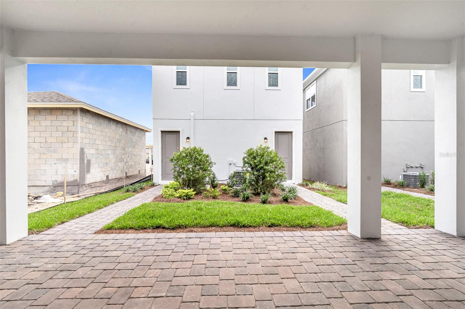 LAUREATE PARK - Residential