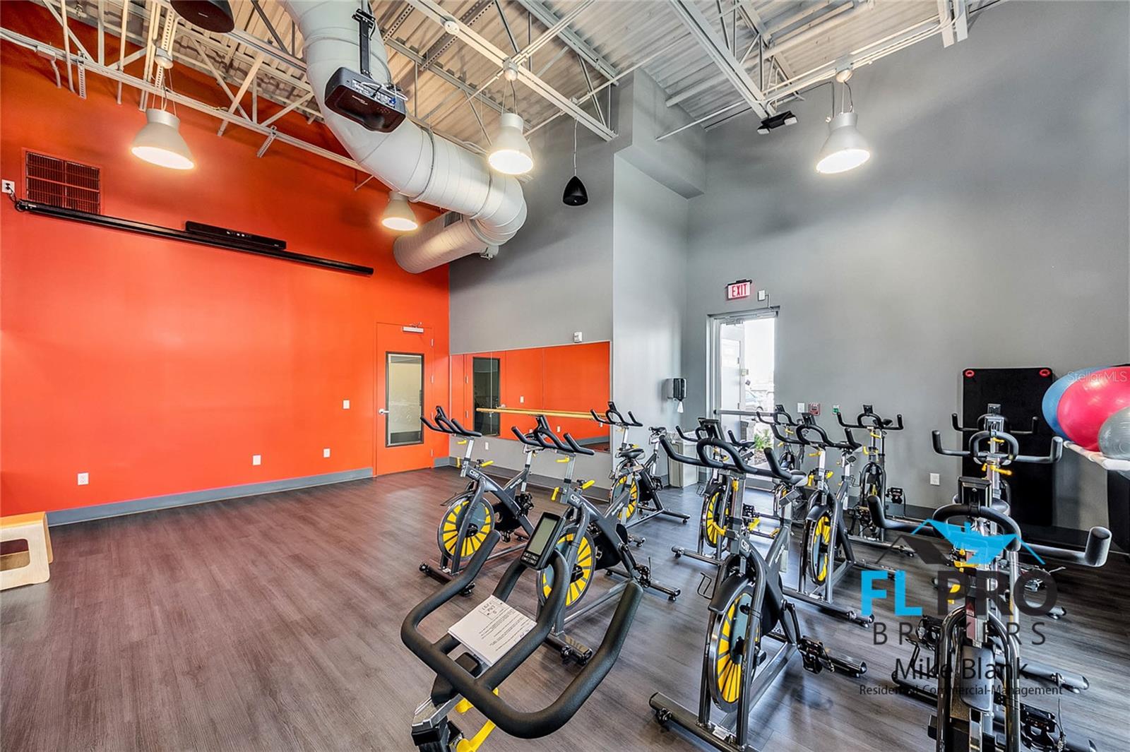 LAUREATE PARK - Residential