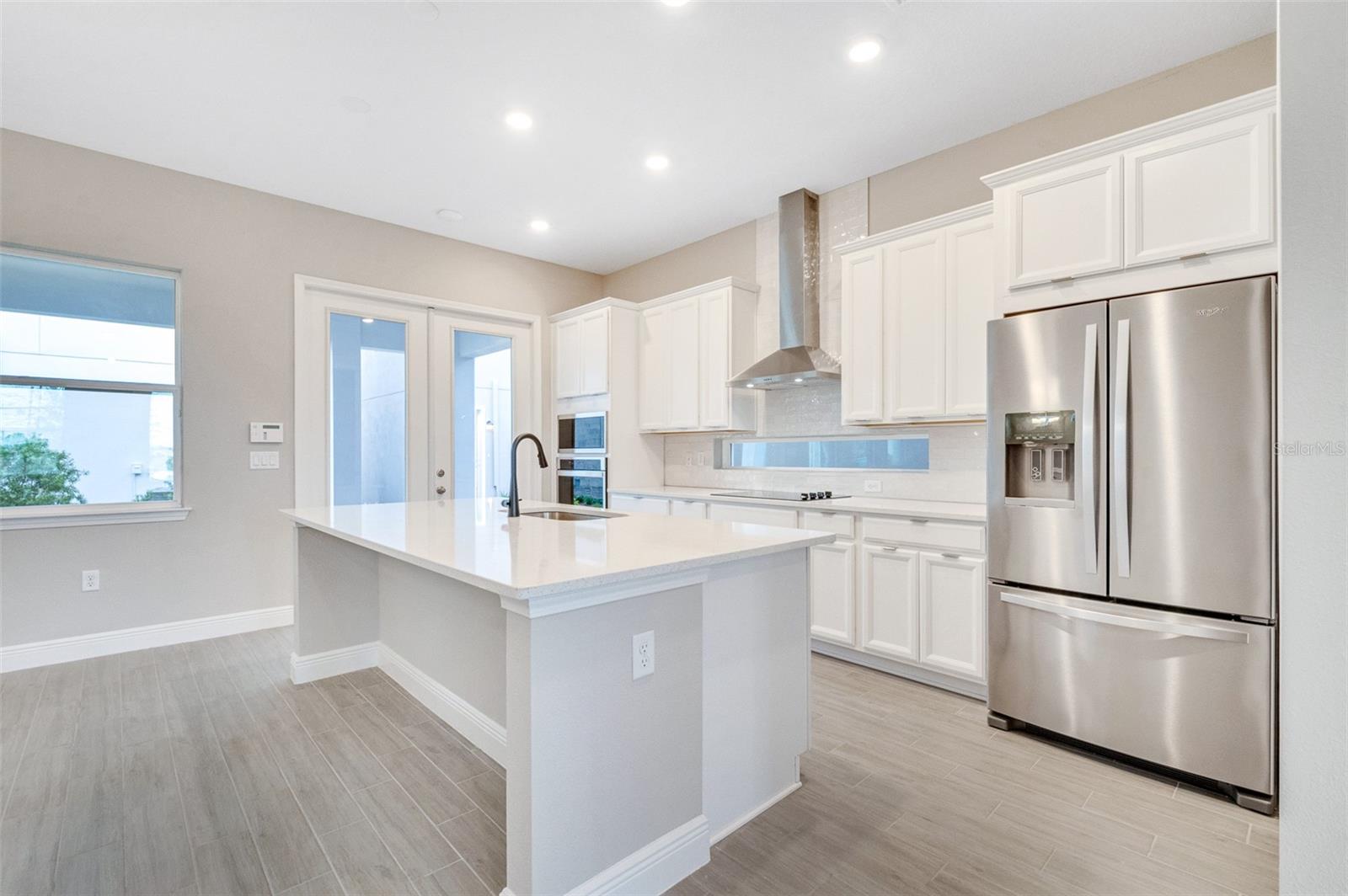 LAUREATE PARK - Residential