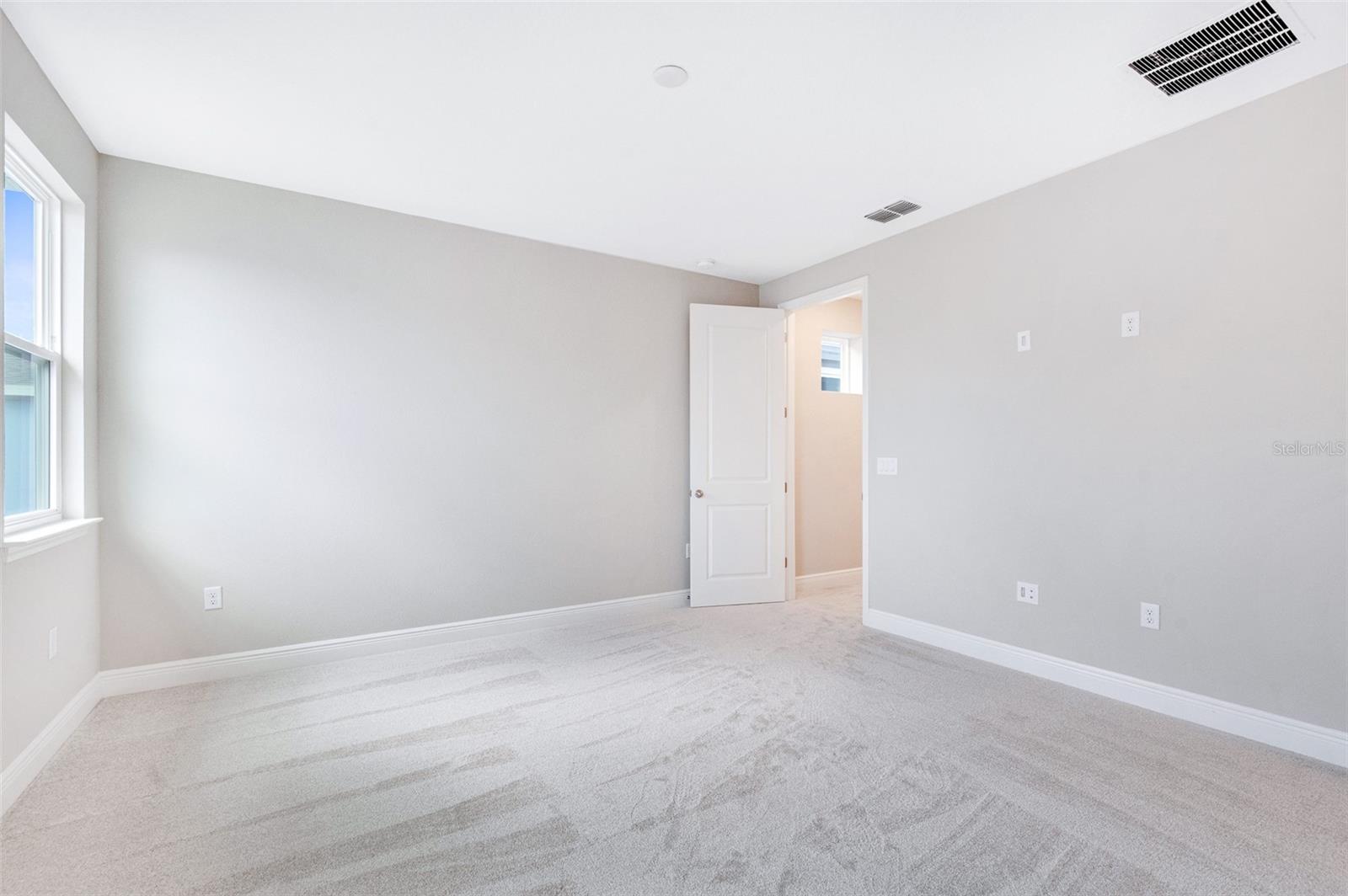 LAUREATE PARK - Residential