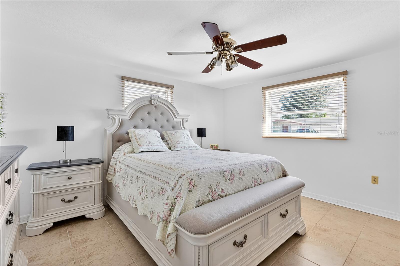 HOLIDAY LAKE ESTATES - Residential