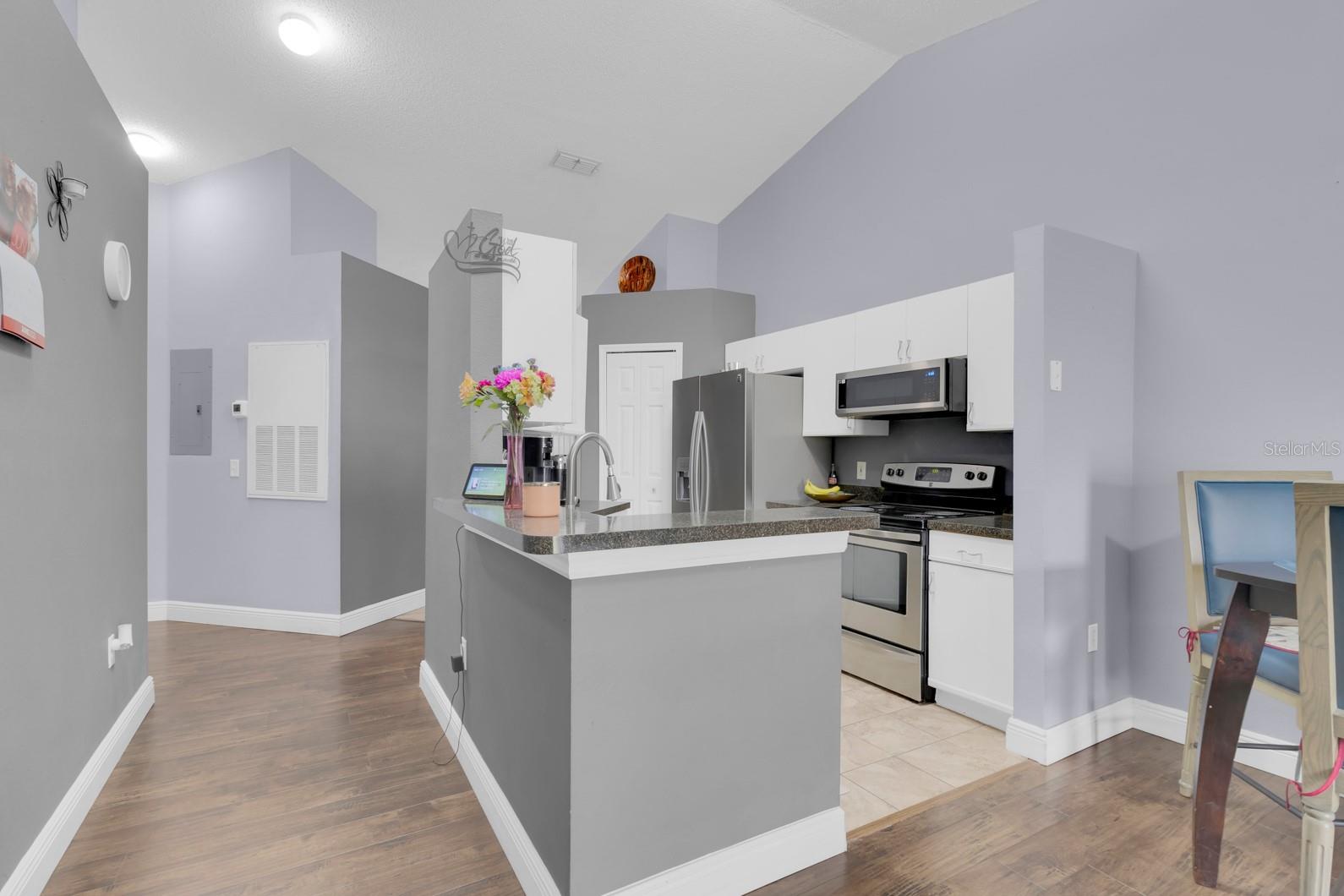 1651 WINDSOR OAK COURT