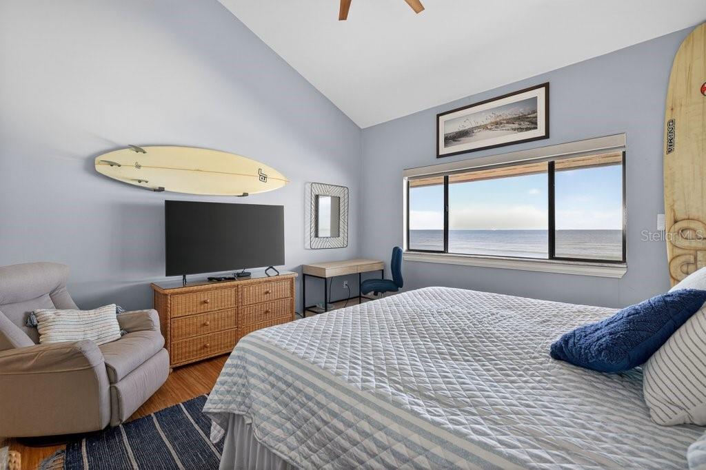 SUMMERHOUSE 02 BCH & RACQUET C - Residential