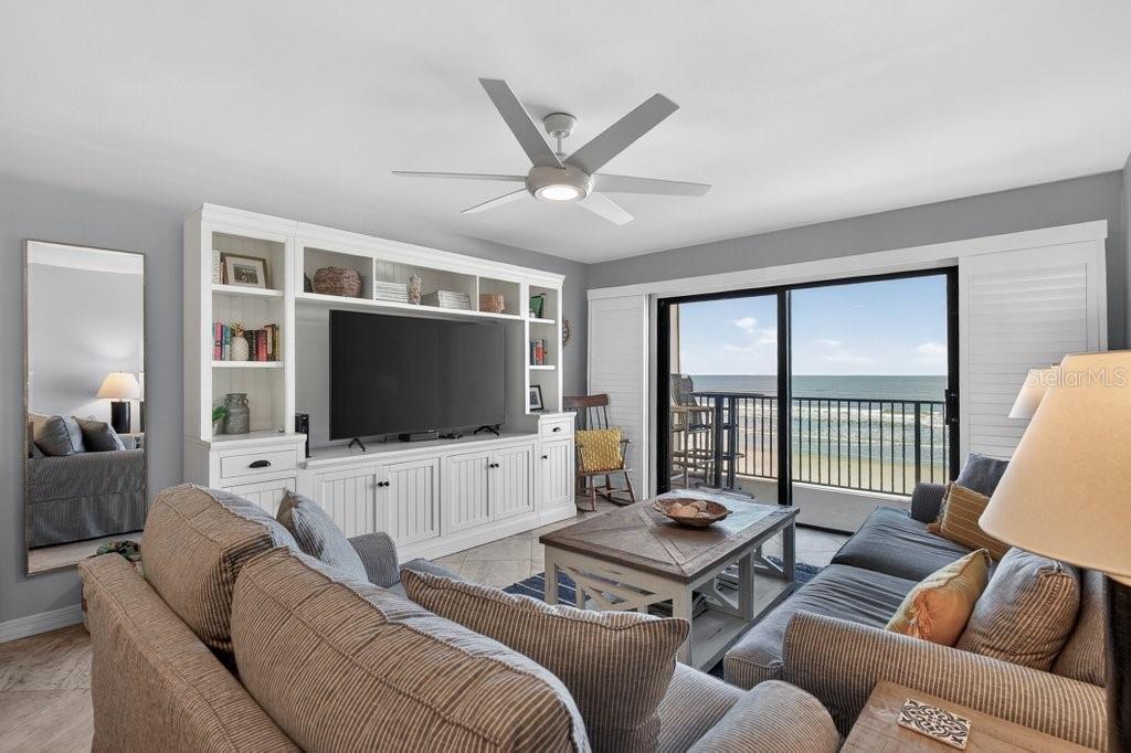 SUMMERHOUSE 02 BCH & RACQUET C - Residential