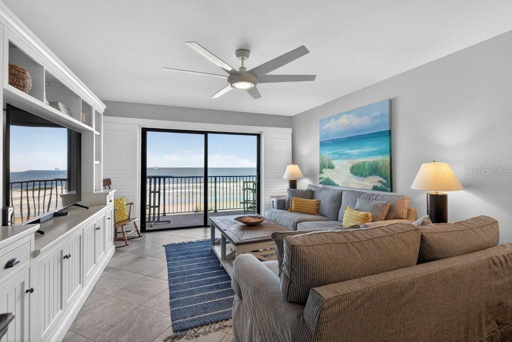 SUMMERHOUSE 02 BCH & RACQUET C - Residential