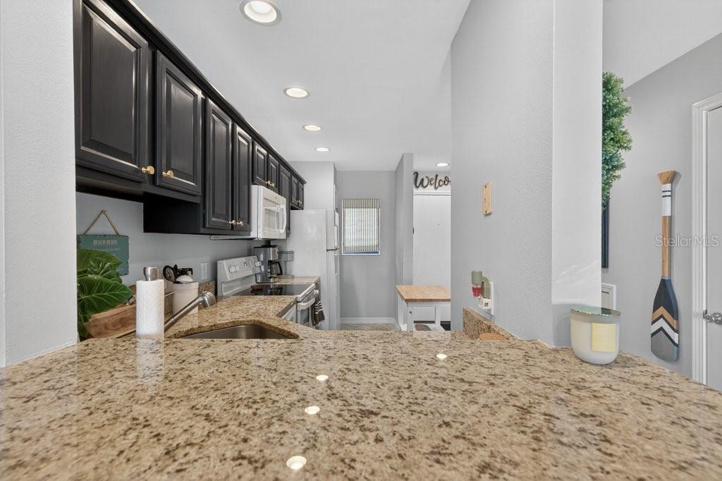 SUMMERHOUSE 02 BCH & RACQUET C - Residential