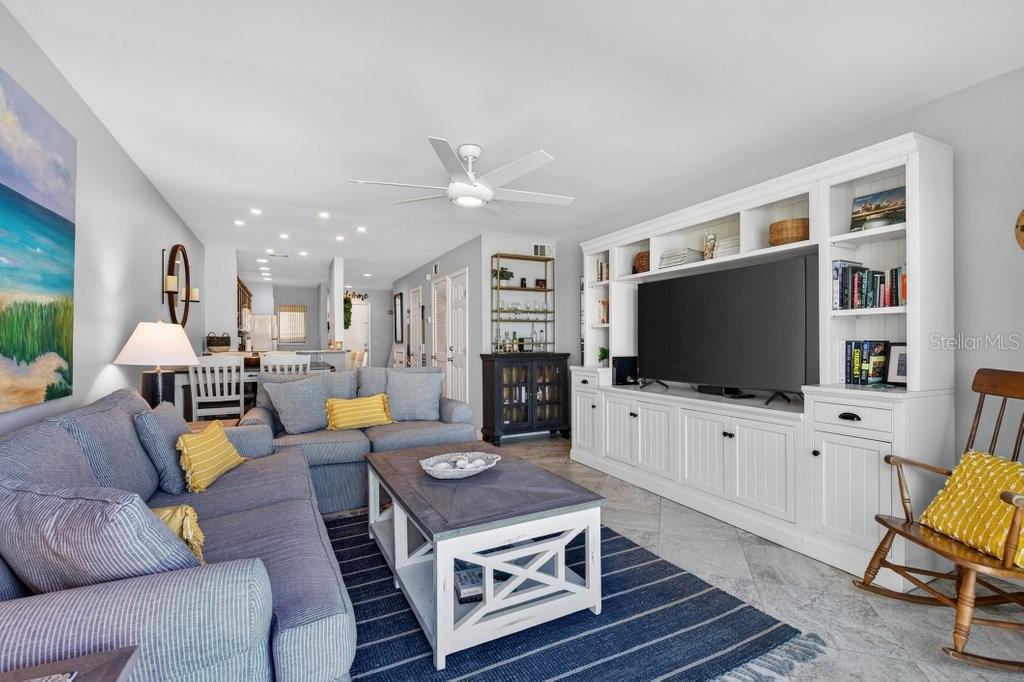 SUMMERHOUSE 02 BCH & RACQUET C - Residential