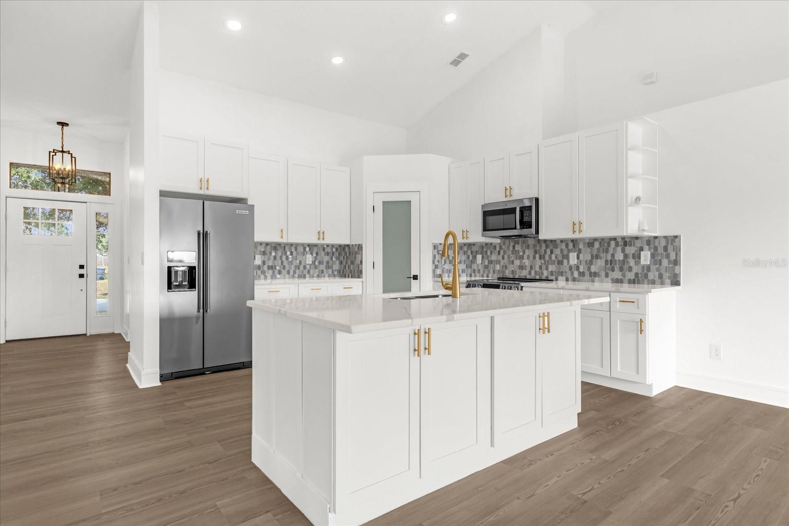 HATCHWOOD ESTATES - Residential