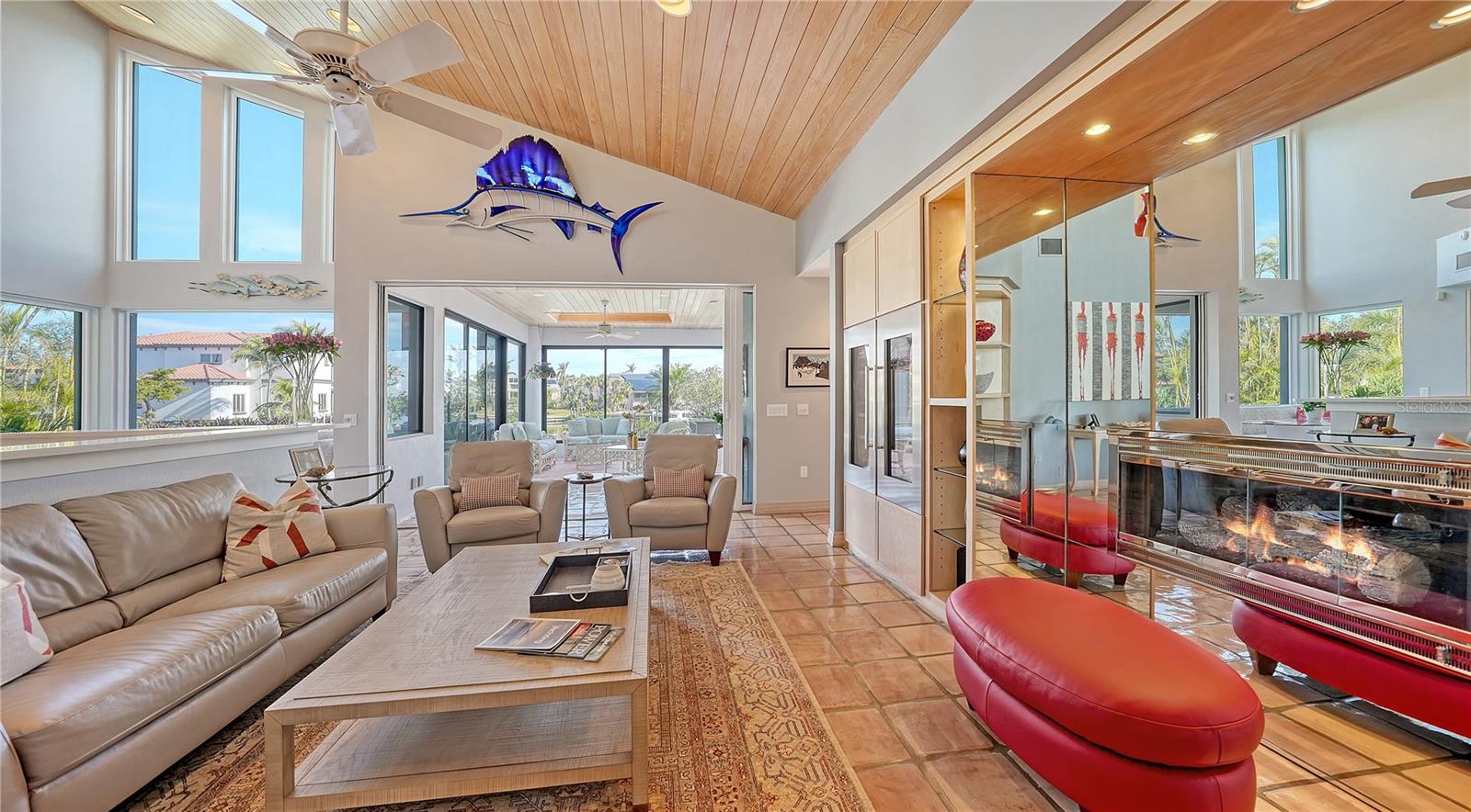 BAY ISLES - Residential