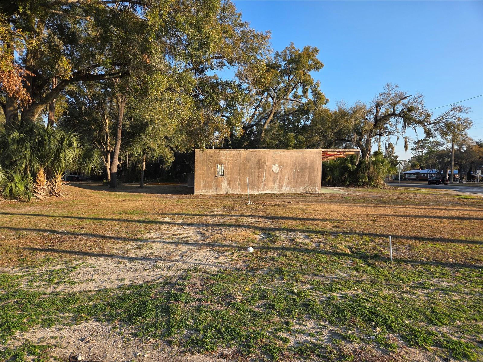 FRUITLAND HEIGHTS - Land