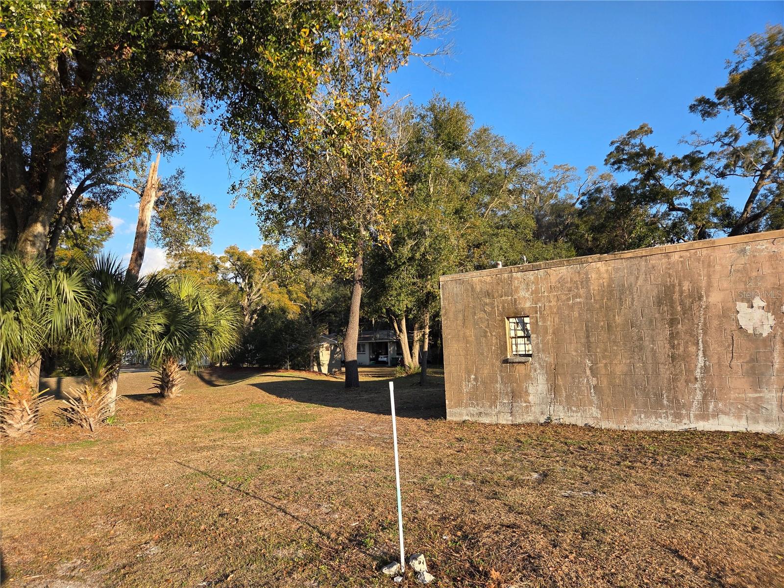 FRUITLAND HEIGHTS - Land