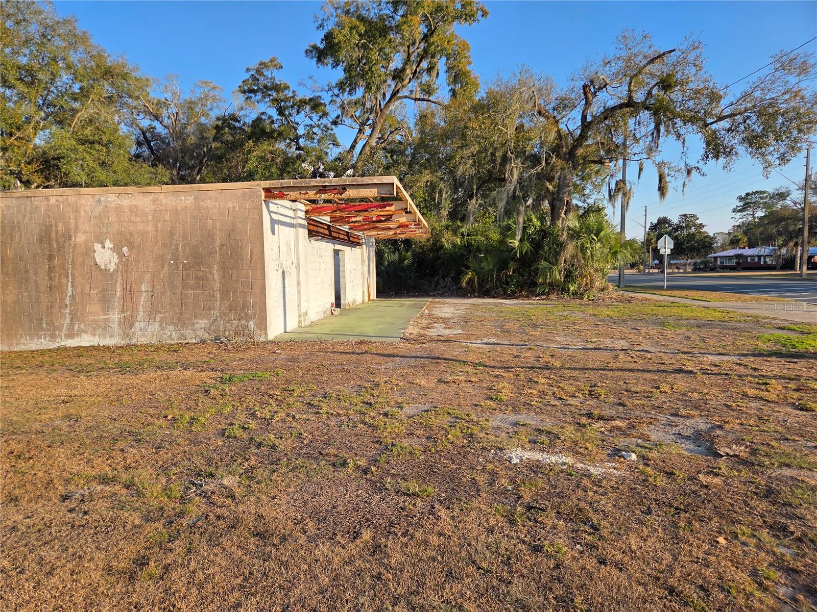 FRUITLAND HEIGHTS - Land