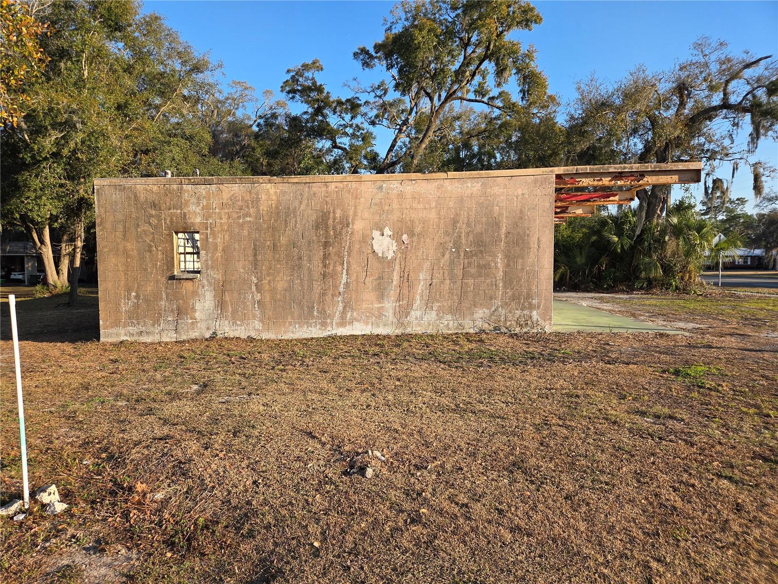 FRUITLAND HEIGHTS - Land