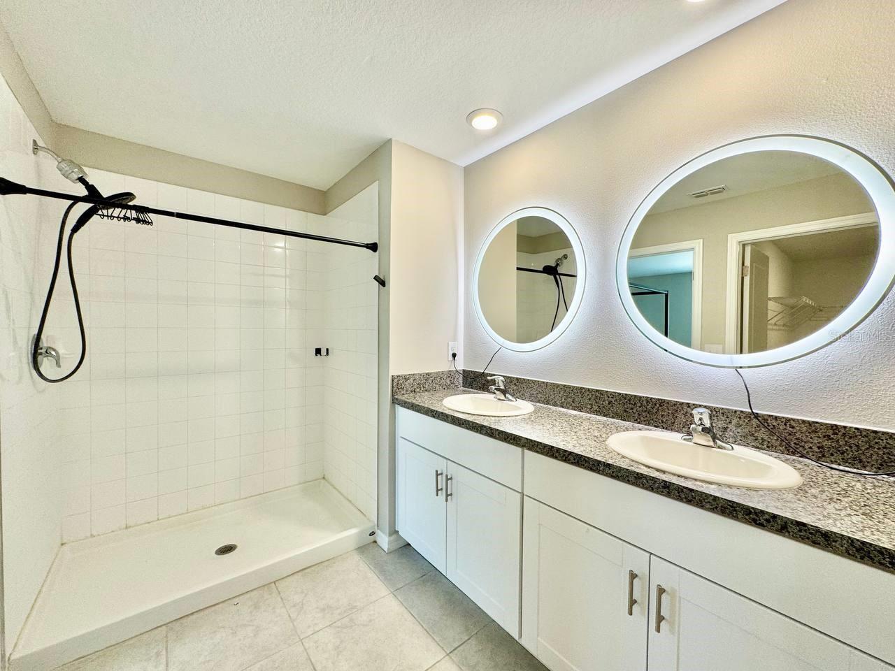 SPENCER CRK PH 2 - Residential Lease