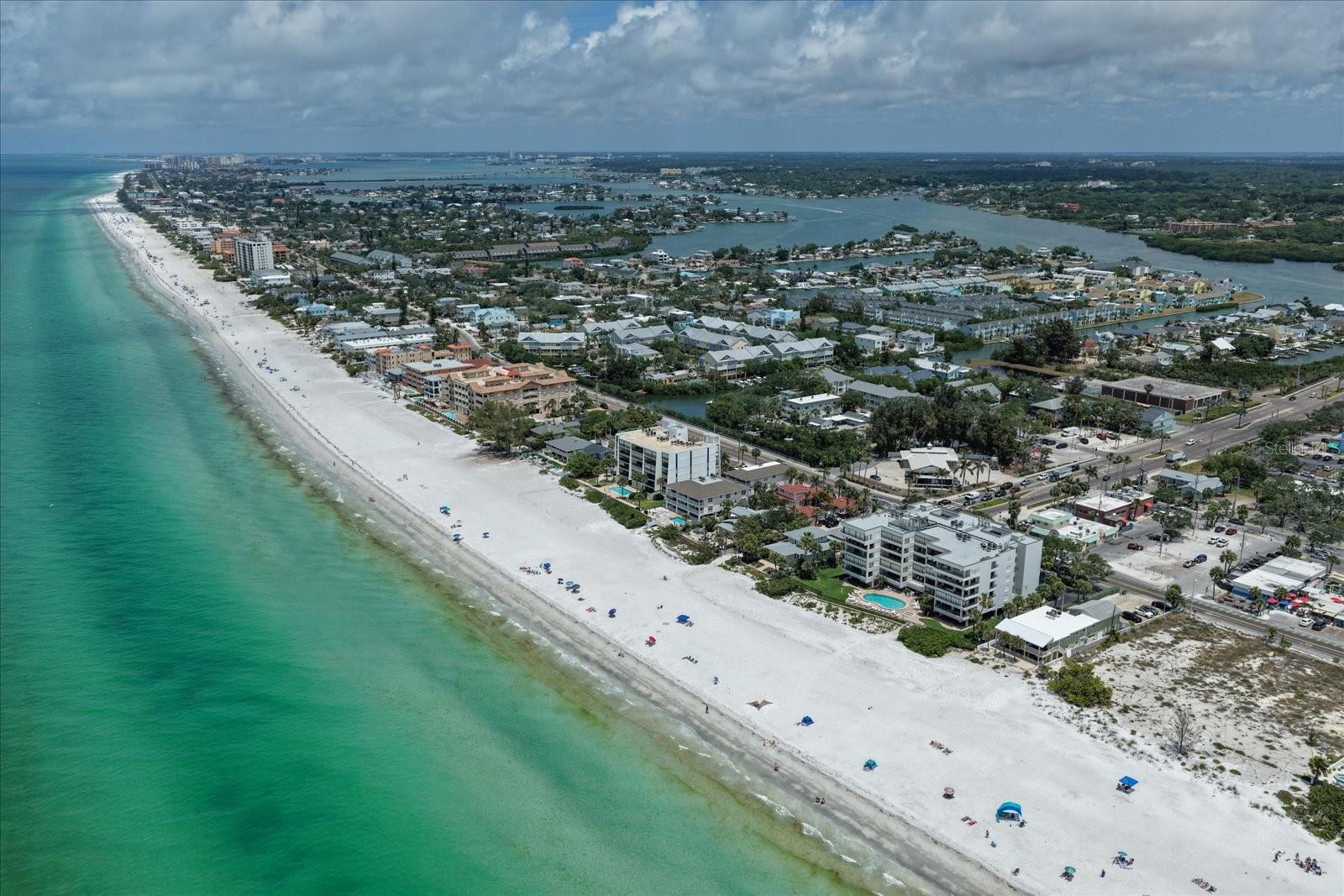 PELICANS COVE CONDO - Residential