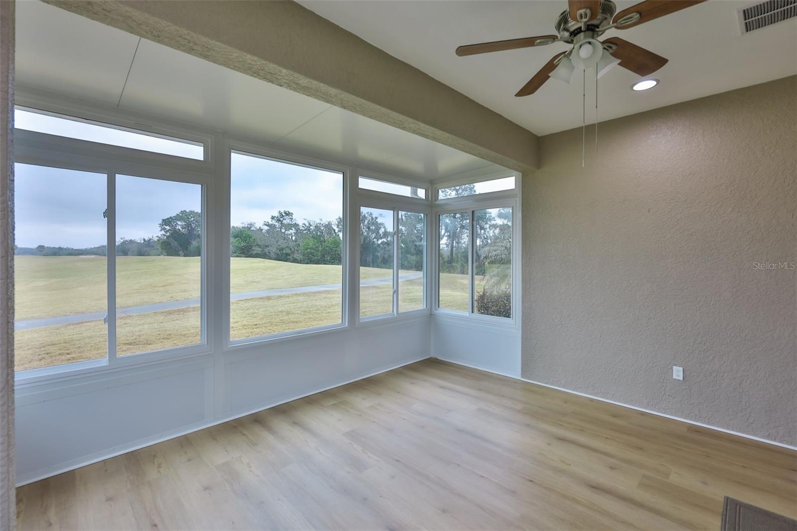 OAKLEY GREEN CONDO - Residential