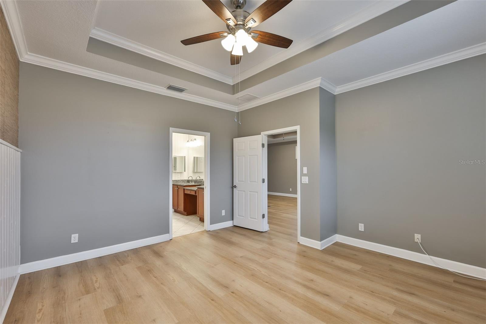 OAKLEY GREEN CONDO - Residential